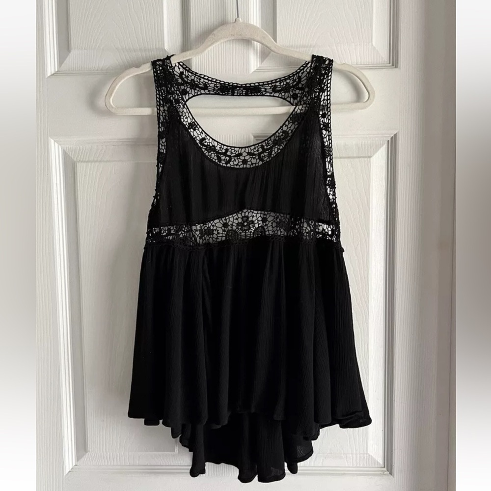 Small Mod Black Tank Top Flowy Crepe Shirt Crochet Lace Boho Layer Summer Flowy